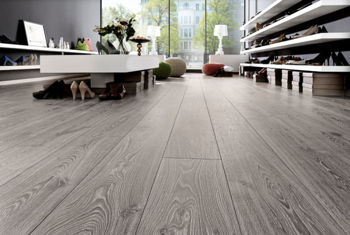 Picture of Pack 12mm Robusto Ac5 Timeless Oak Grey Laminate (1.293 SqM)